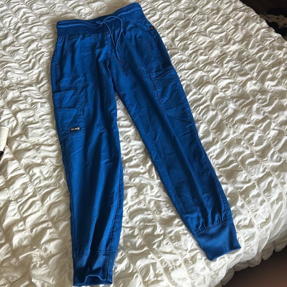 Greys Anatomy jogger scrubs in royal blue